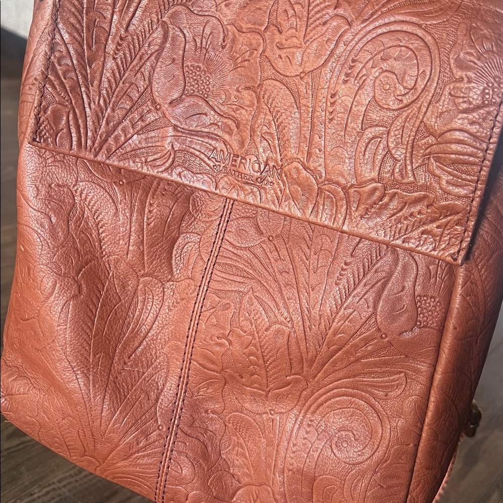 American leather co. brand Embossed Leather Backpack purse - Picture 9 of 10